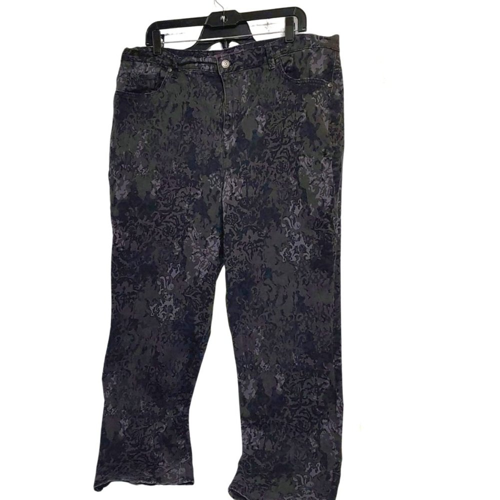 Gloria Vanderbilt Amanda Jeans Slimming Black Floral Stencil 18W